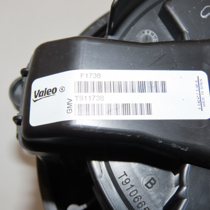 Ventilateur de chauffage occasion RENAULT KADJAR Phase 1 06-2015->... 1.2 TCE 130ch 272109102R 4