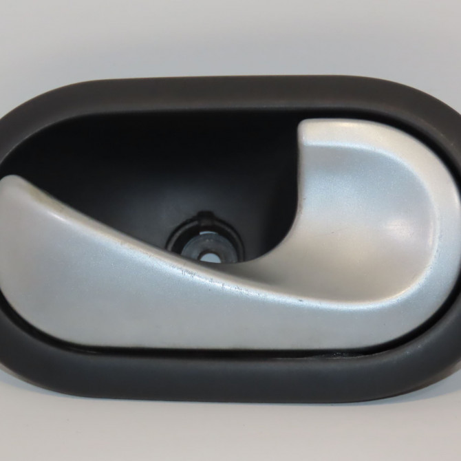 Poignee int porte ard occasion RENAULT MEGANE II Phase 2 01-2006->06-2009 1.5 DCI 85ch 1