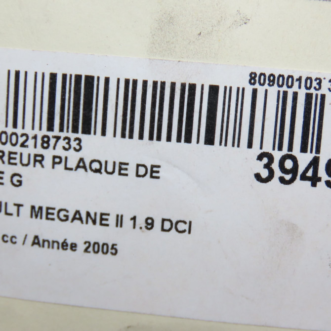 Eclaireur plaque de police g occasion RENAULT MEGANE II Phase 1 09-2003->12-2005 1.9 DCI 120ch 7700796163 6