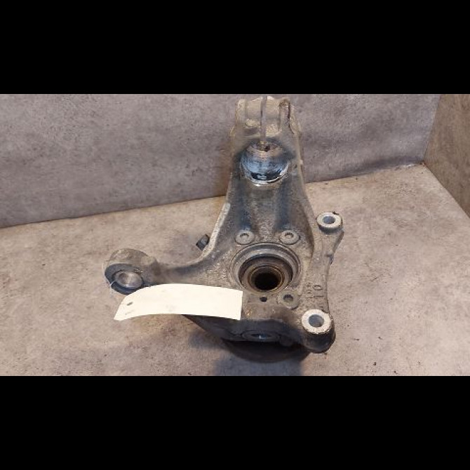 Moyeu avg occasion VOLKSWAGEN PASSAT V Phase 1 03-2005->10-2010 2.0 TDI 16v 140ch 5K0498621 2