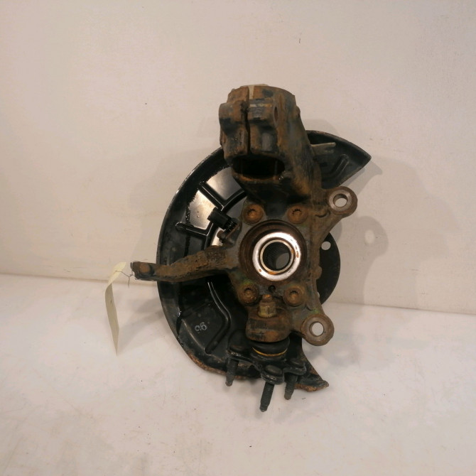 Moyeu avg occasion VOLKSWAGEN GOLF V Phase 1 11-2003->10-2008 2.0 TDI 140ch 5K0498621 2