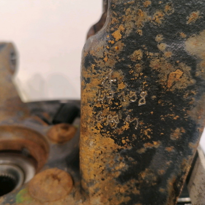 Moyeu avg occasion VOLKSWAGEN GOLF V Phase 1 11-2003->10-2008 2.0 TDI 140ch 5K0498621 3