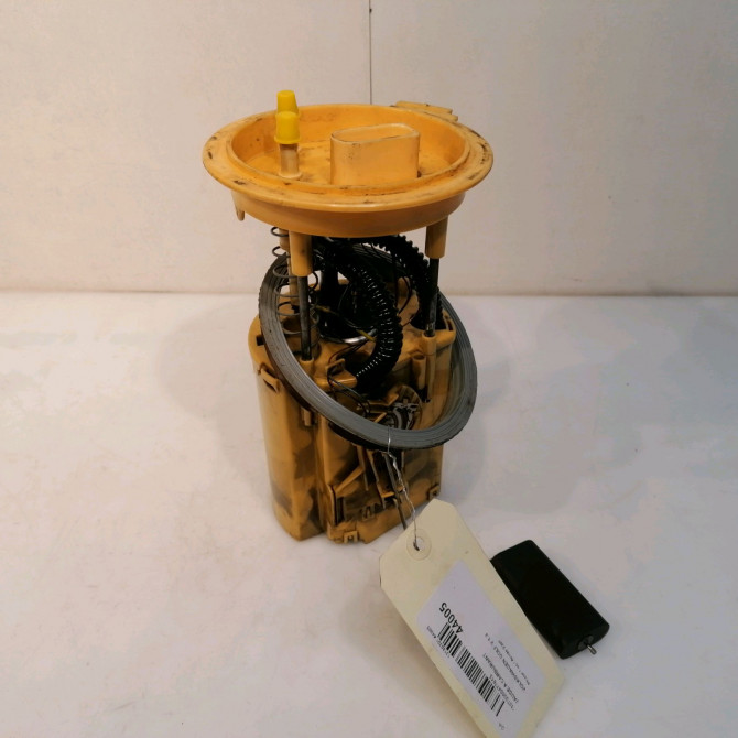 Jauge a carburant occasion VOLKSWAGEN GOLF V Phase 1 11-2003->10-2008 1.9 TDI 90ch 1K0919673AF 1