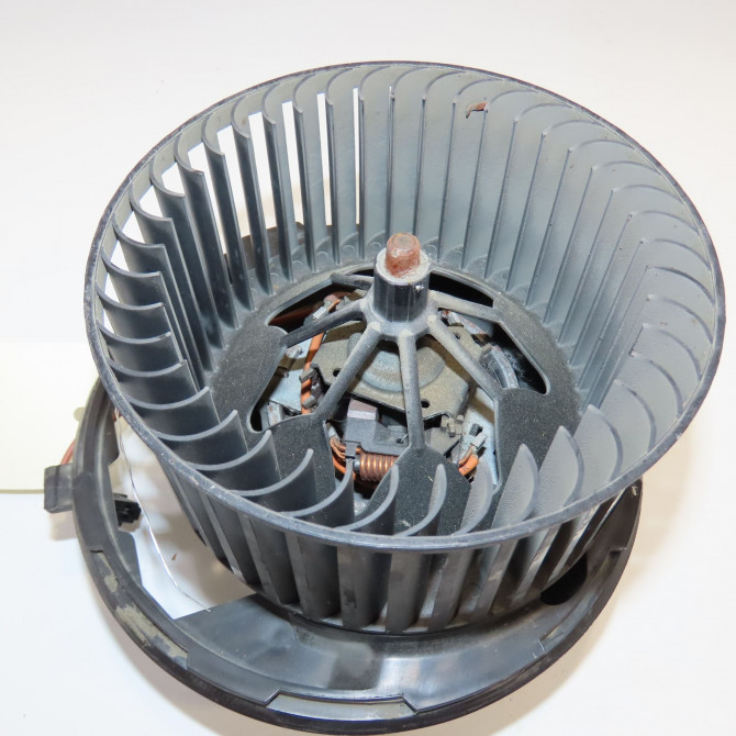 Ventilateur de chauffage occasion VOLKSWAGEN NEW BEETLE II phase 1 09-2011->... 1.6 TDI 105ch 561820015E 3
