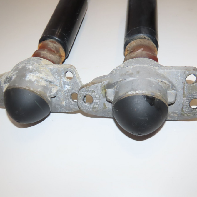 Amortisseur arrière droit occasion VOLKSWAGEN NEW BEETLE II phase 1 09-2011->... 1.6 TDI 105ch 5C0513025AC 2