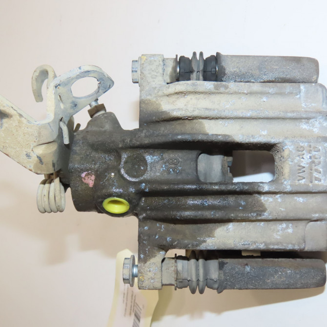 Etrier de frein arrière droit occasion VOLKSWAGEN NEW BEETLE II phase 1 09-2011->... 1.6 TDI 105ch 1K0615424J 4