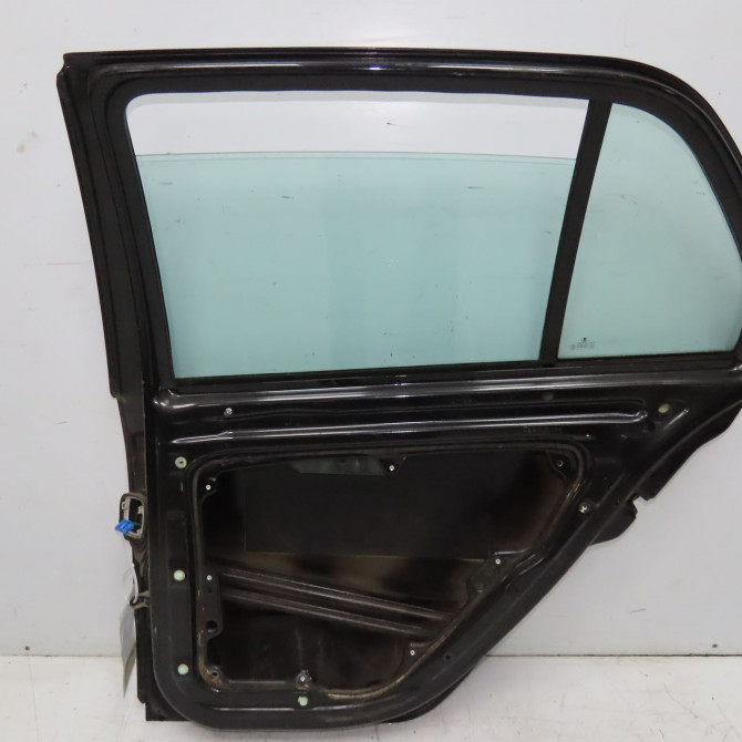 Porte arrière droite occasion SKODA FABIA I Phase 2 09-2004->05-2007 1.2i 55ch 6Y6833056 2