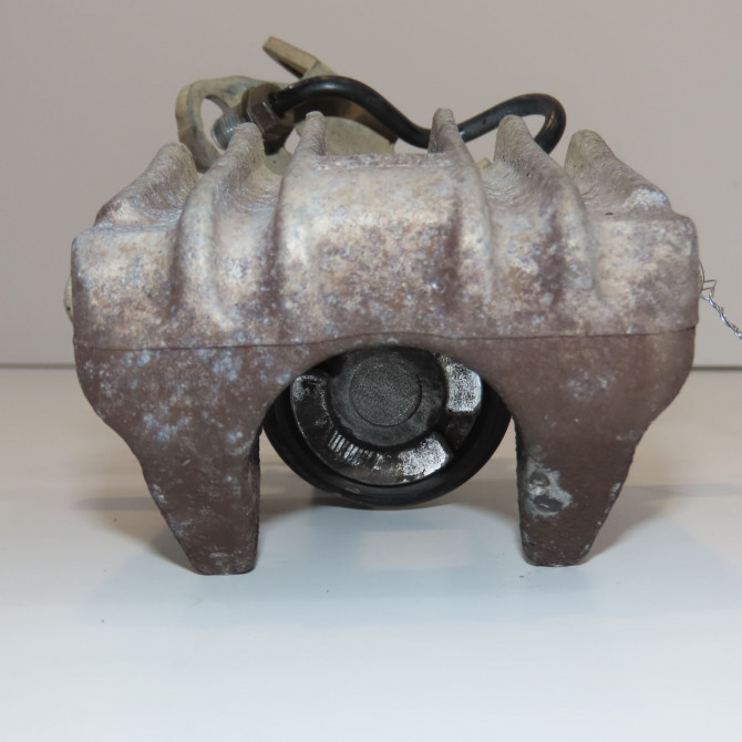 Etrier de frein arrière droit occasion VOLKSWAGEN GOLF V Phase 1 11-2003->10-2008 1.9 TDI 105ch 1K0615424J 2