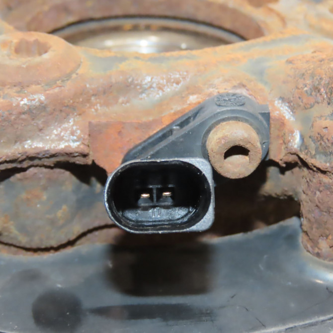 Moyeu avg occasion VOLKSWAGEN TOURAN II Phase 1 09-2010->12-2015 5K0498621 3