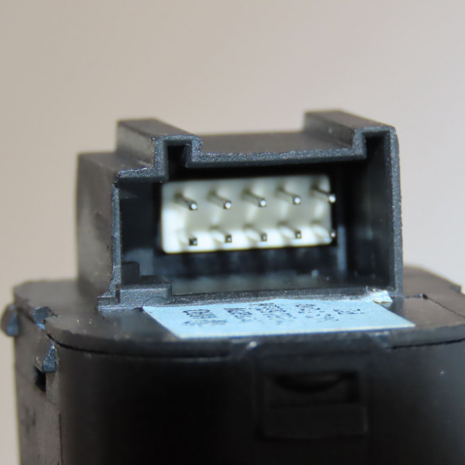 Commande rétroviseurs extérieures électriques occasion VOLKSWAGEN POLO IV Phase 2 05-2005->09-2009 1.4 TDI 70ch 3