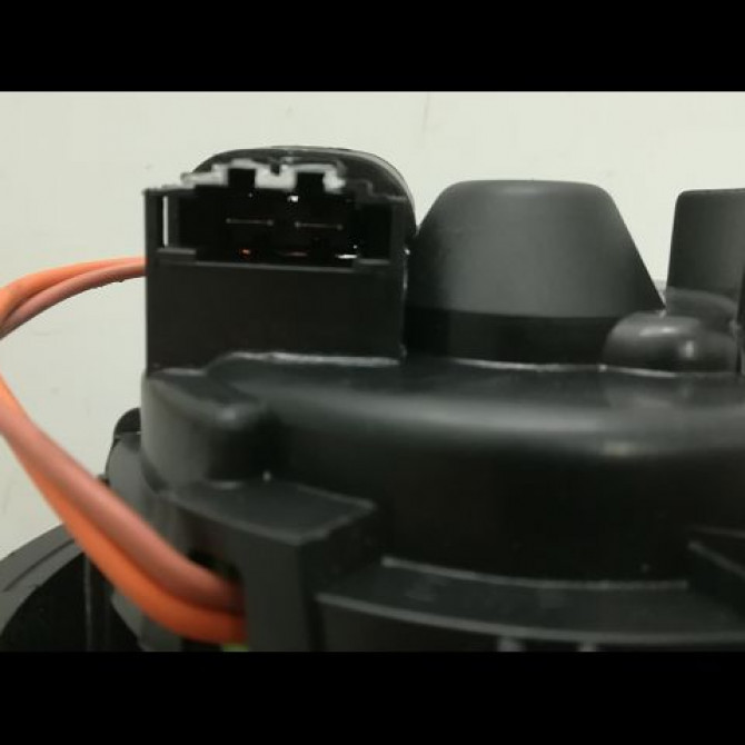 Ventilateur de chauffage occasion RENAULT CLIO IV Phase 1 07-2012->... 1.5 DCI 90ch 272101170R 3