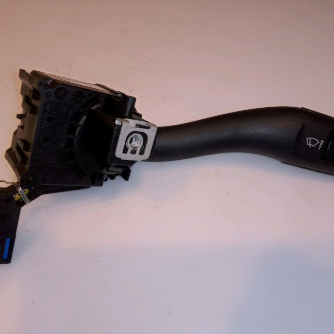 Commande essuie glace occasion AUDI A3 II Phase 1 06-2003->06-2008 8P0953519D9B9 1