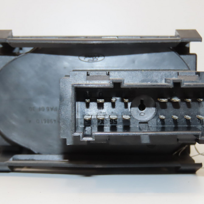 Interrupteur commande de phares occasion FORD CMAX I Phase 1 09-2003->03-2007 2.0 TDCI 135ch 1321030 2