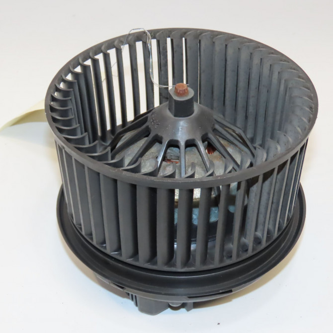 Ventilateur de chauffage occasion FORD CMAX I Phase 1 09-2003->03-2007 2.0 TDCI 135ch 1382679 1
