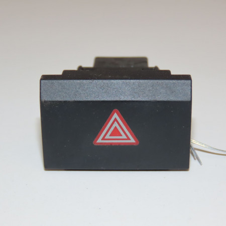 Bouton de warning occasion AUDI A3 II Phase 2 06-2008->07-2012 1.6 TDi 105ch 8P0941509D5PR