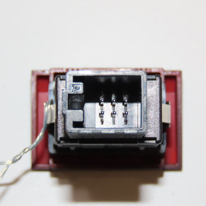 Bouton de warning occasion AUDI A3 II Phase 2 06-2008->07-2012 1.6 TDi 105ch 8P0941509D5PR 2