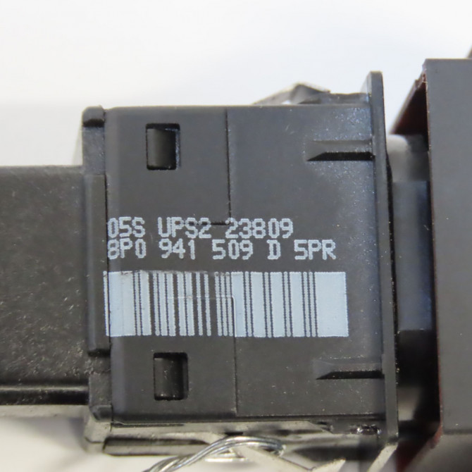 Bouton de warning occasion AUDI A3 II Phase 2 06-2008->07-2012 1.6 TDi 105ch 8P0941509D5PR 3