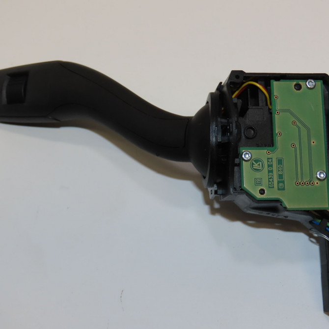 Commande essuie glace occasion AUDI A3 II Phase 2 06-2008->07-2012 1.6 TDi 105ch 8P0953519D9B9 2