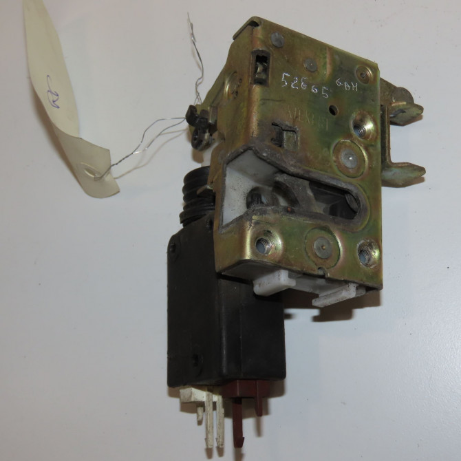 Serrure porte avd occasion CITROEN SAXO Phase 1 03-1996->09-1999 1.1i 913688 1