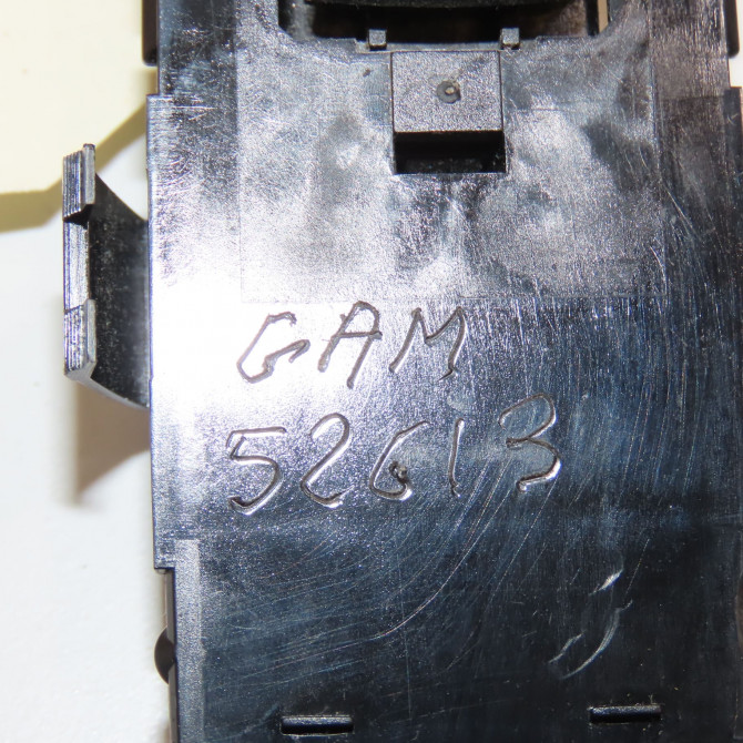 Commande lève-glace porte avant droite occasion CITROEN C3 PICASSO Phase 1 02-2009->08-2012 1.6 HDi 16v 90ch 6490P9 4