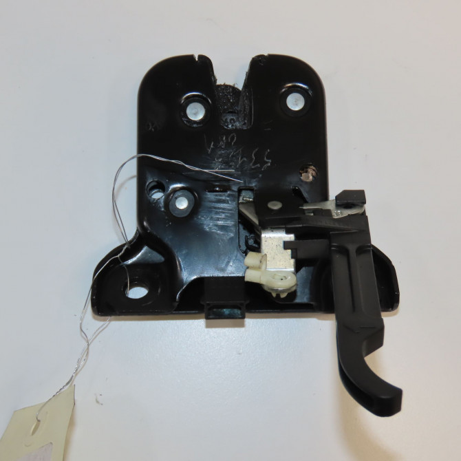 Serrure hayon occasion AUDI A3 II Phase 1 06-2003->06-2008 1.9 TDi 8P3827505 2