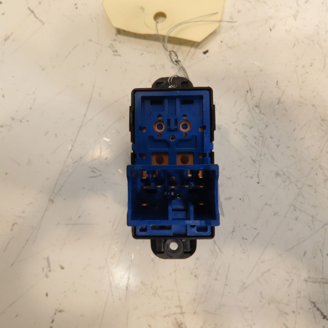 Commande lève-glace porte avant droite occasion KIA RIO III Phase 1 06-2011->... 1.1 CRDI 75ch 935751W010 2