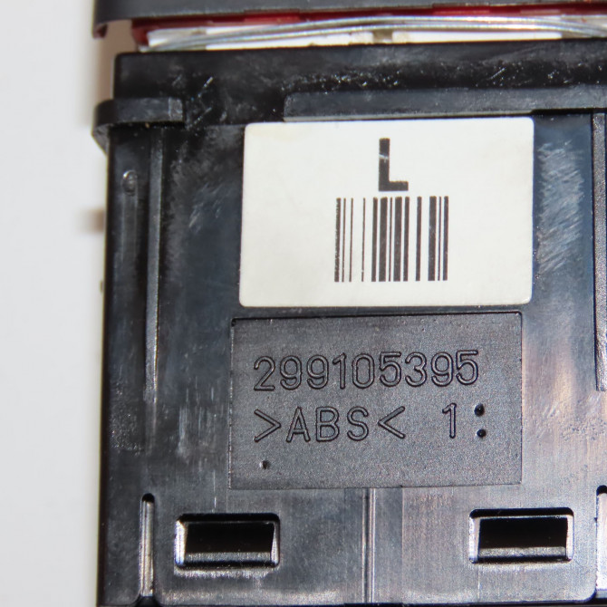 Bouton de warning occasion KIA RIO III Phase 1 06-2011->... 1.2i 85ch 937901W000 3