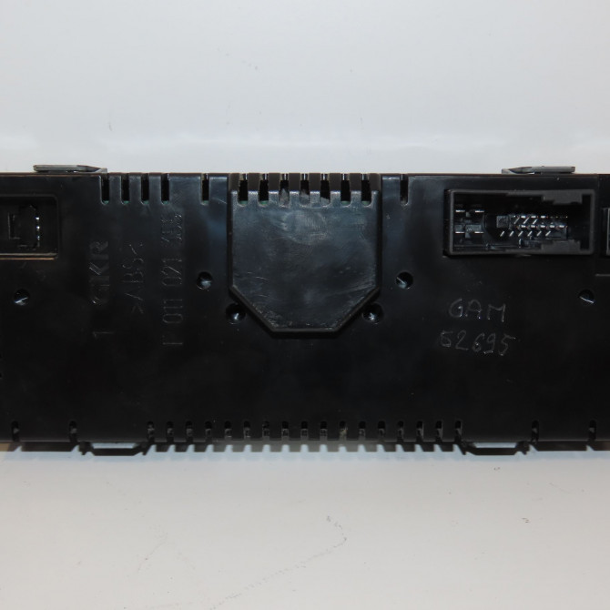 Commande de chauffage occasion  2038303185 2