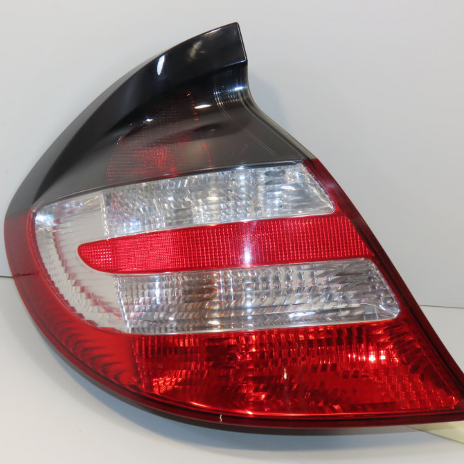 Feu arrière gauche occasion  2038202564 1