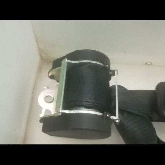 Ceinture arrière gauche occasion PEUGEOT 206 + Phase 1 03-2009->05-2013 1.4i 75ch 8975QY 2