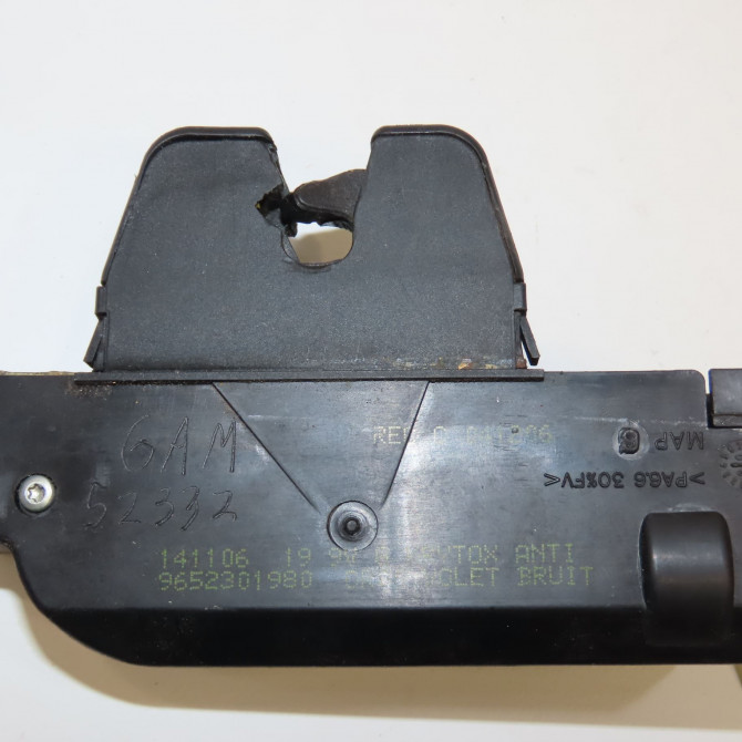 Serrure hayon occasion PEUGEOT 407 phase 1 SW 07-2004->07-2008 1.6 HDI 110ch 871987 1