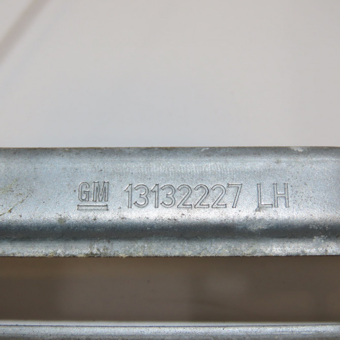 Mecanisme leve-glace arrière gauche occasion OPEL ZAFIRA II Phase 2 01-2008->12-2014 1.9 CDTI 120ch 13132227 3