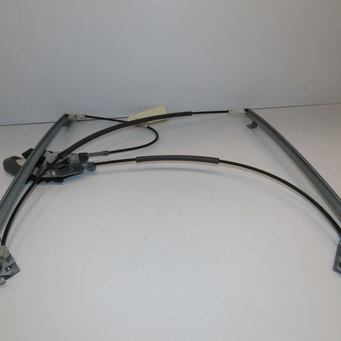 Mecanisme + moteur lève-glace avant droit occasion RENAULT ESPACE IV Phase 1 09-2002->03-2006 3.0 DCI 8200424422 2