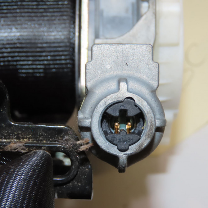 Ceinture avant droite occasion FORD FIESTA VI Phase 1 10-2008->11-2012 1.2i 60ch Ambiente 1813028 4