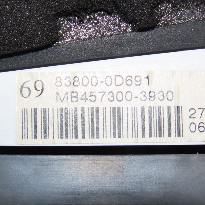 Compteur occasion TOYOTA YARIS II Phase 1 12-2005->11-2009 1.4 D-4D 838000D691 5