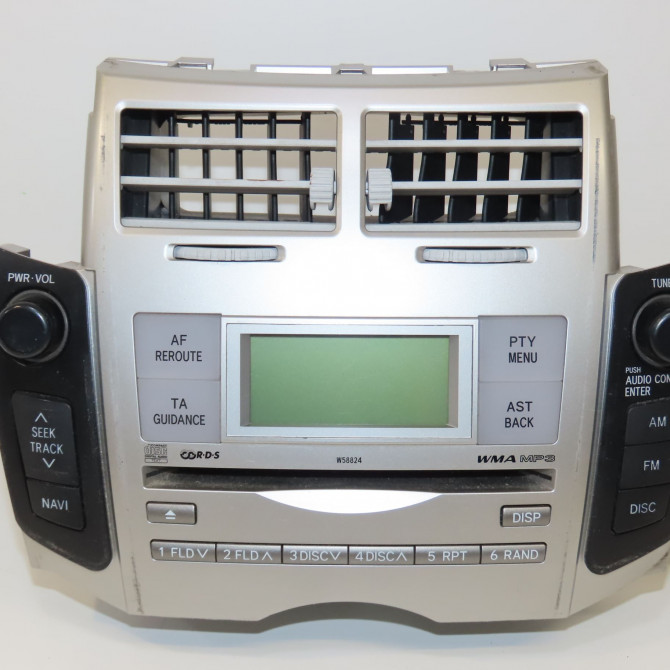 Autoradio occasion TOYOTA YARIS II Phase 1 12-2005->11-2009 1.4 D-4D 861200D211EX 1