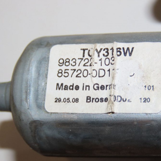 Mecanisme+moteur leve-glace avg occasion TOYOTA YARIS II Phase 1 12-2005->11-2009 1.4 D-4D 698200D041 4