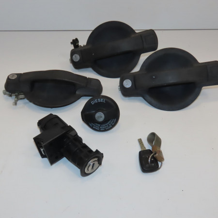 Kit serrures + antivol occasion FIAT DOBLO I Phase 2 01-2006->12-2009 1.3 DT 75ch 71751600