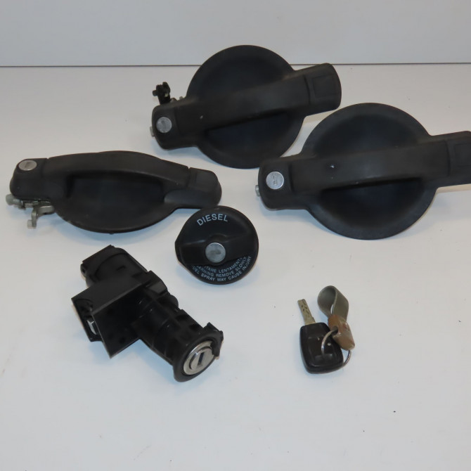 Kit serrures + antivol occasion FIAT DOBLO I Phase 2 01-2006->12-2009 1.3 DT 75ch 71751600 1