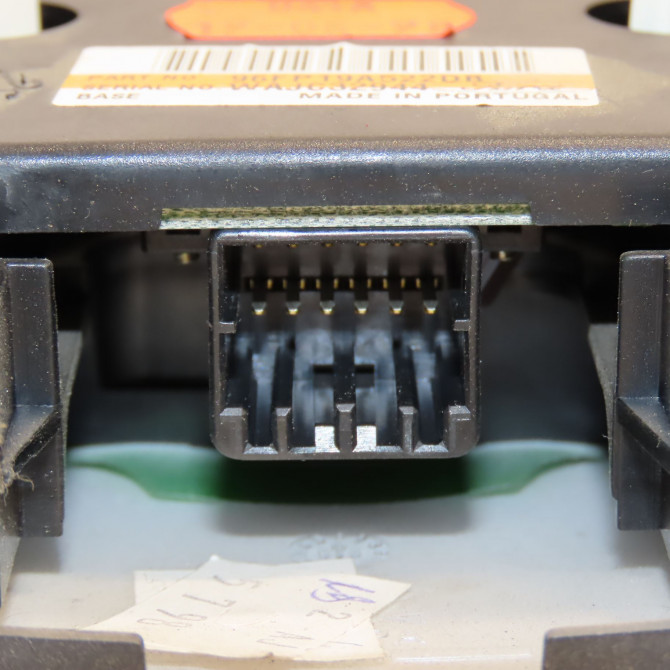 Commande de chauffage occasion FORD FIESTA IV Phase 1 09-1995->09-1999 1.3i 1143930 4