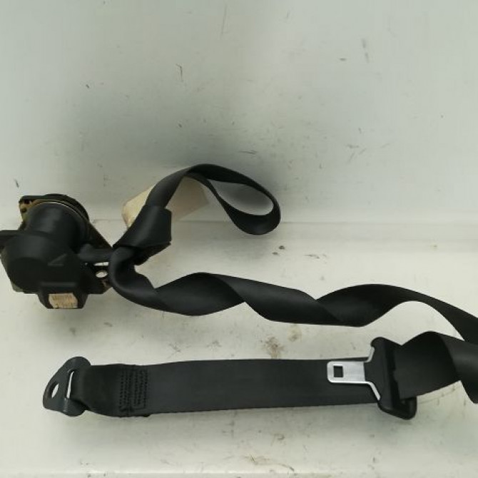 Ceinture arrière droite occasion PEUGEOT 406 Phase 1 10-1995->04-1999 8973S3 1