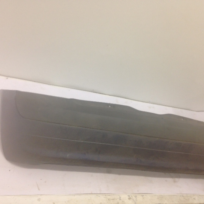 Pare-choc arrière occasion RENAULT CLIO II Phase 1 03-1998->06-2001 7701473628 3