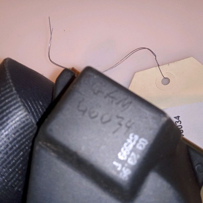 Ceinture arrière gauche occasion PEUGEOT 406 Phase 2 04-1999->04-2004 1.8i 16v 112ch 8973S3 3