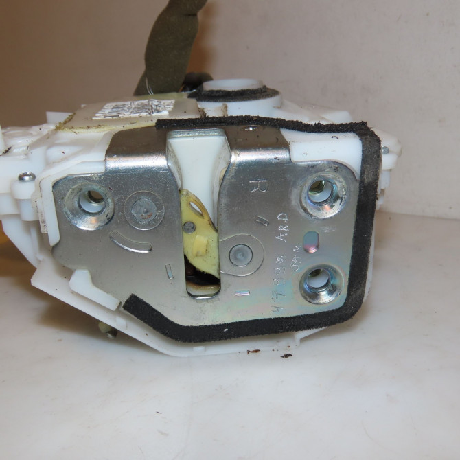 Serrure porte ard occasion HONDA CIVIC VII Phase 1 01-2006->09-2008 2.2i CDTI 72610SMGG12 4