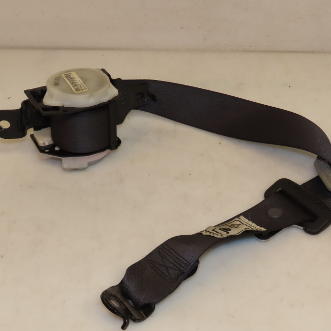 Ceinture arrière droite occasion HONDA CIVIC VII Phase 1 01-2006->09-2008 2.2i CDTI 82450SMGE03ZA 2