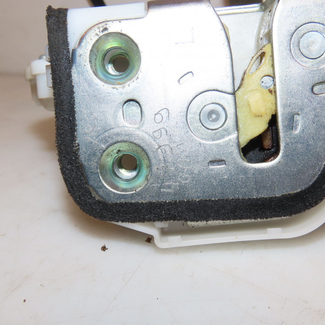 Serrure porte arg occasion HONDA CIVIC VII Phase 1 01-2006->09-2008 2.2i CDTI 72650SMGG12 4