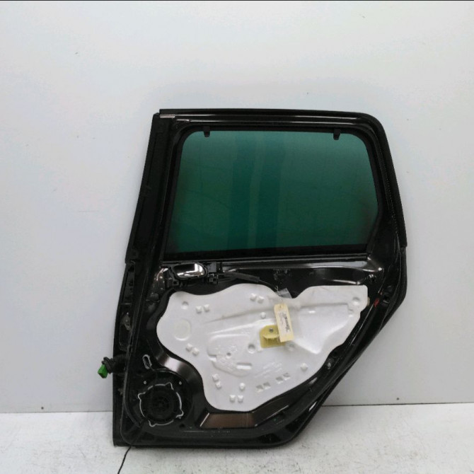 Porte arrière droite occasion PEUGEOT 308 I Phase 1 04-1995->04-1999 1.6 HDI 92ch 9008X1 2