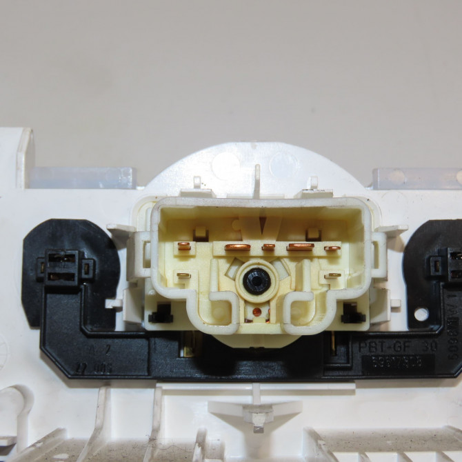 Commande de chauffage occasion CITROEN C1 I Phase 1 06-2005->11-2008 1.4 HDi 6452P6 3