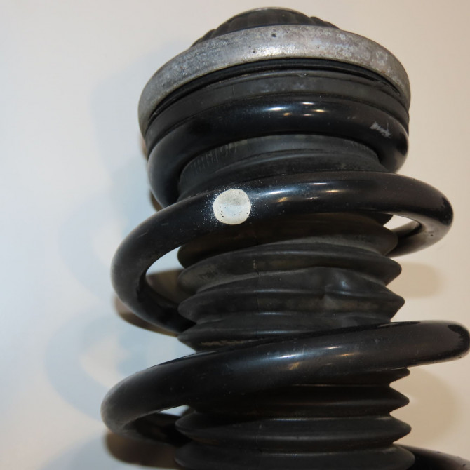 Amortisseur avant droit occasion OPEL ZAFIRA II Phase 2 01-2008->12-2014 1.7 CDTI 125ch 93195974 4