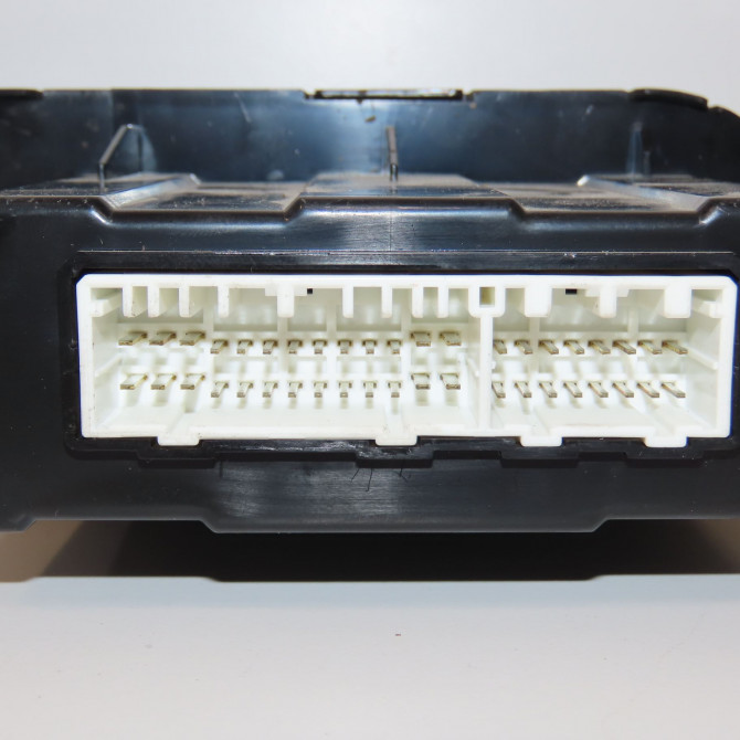 Commande de chauffage occasion HYUNDAI I 20 I phase 2 06-2012->03-2015 1.2i 85ch 972504P350BLH 3